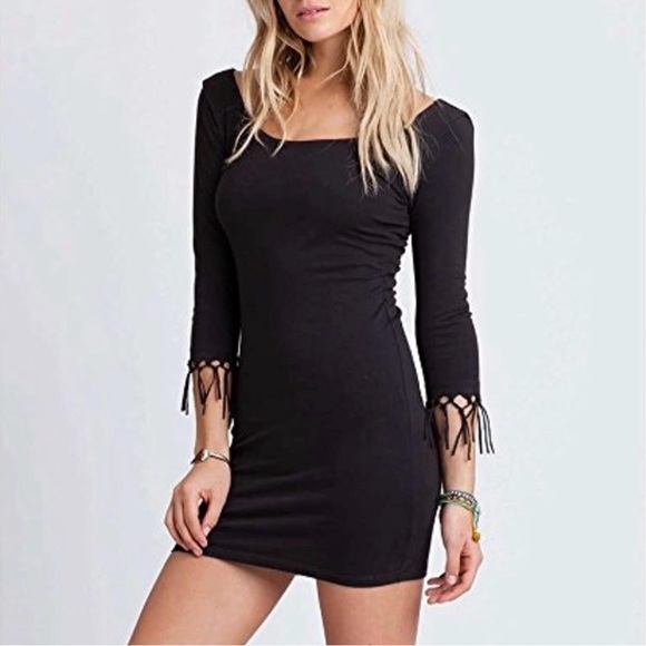 Billabong Dresses & Skirts - Billabong For the Love mini dress. Size S.